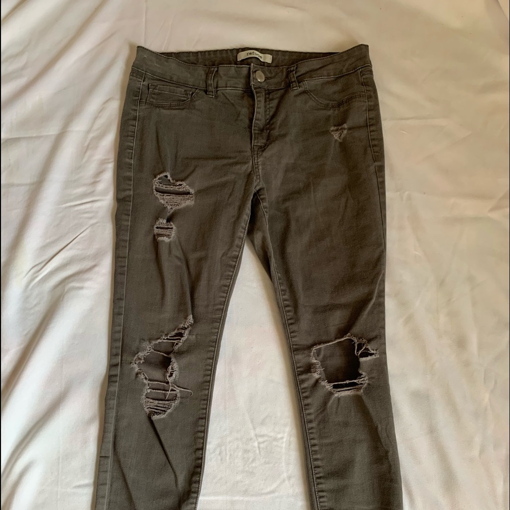 Stretchy Jeggings With Rips - Picture 2 of 3